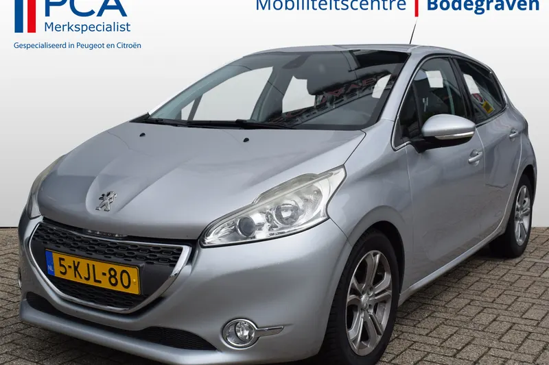 Peugeot 208 (2013)